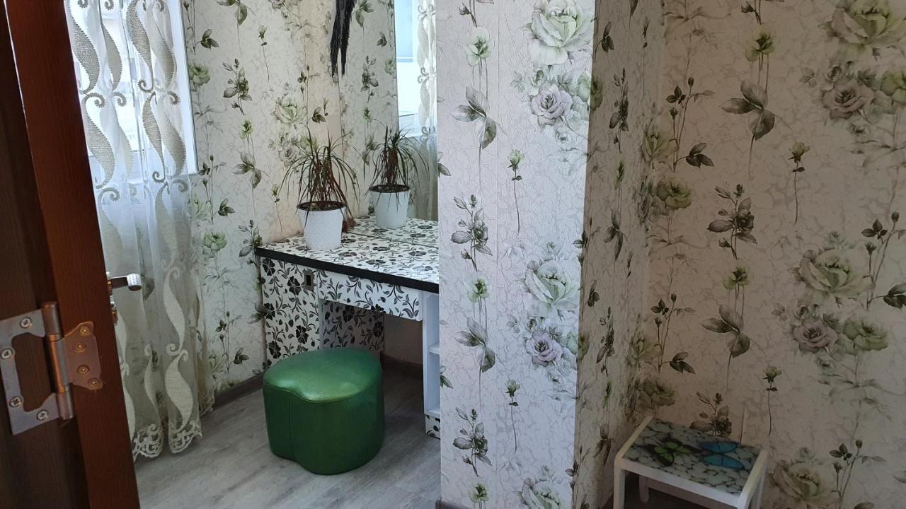 Apartment In Yalchin Star Residence Batumi Exterior photo